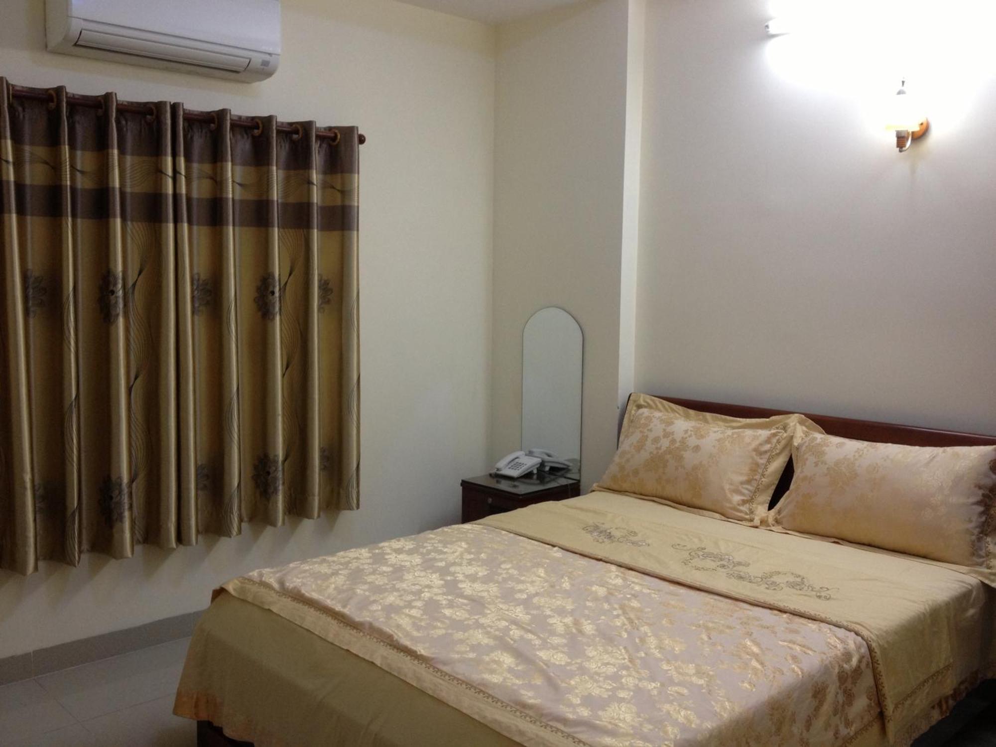 Hotel Hong Tuoi *